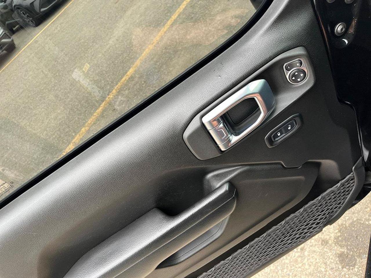 2022 Jeep Wrangler Unlimited Sport | One owner | Low Kilometers | CarPlay | Android Auto | Push Button Start | Photo