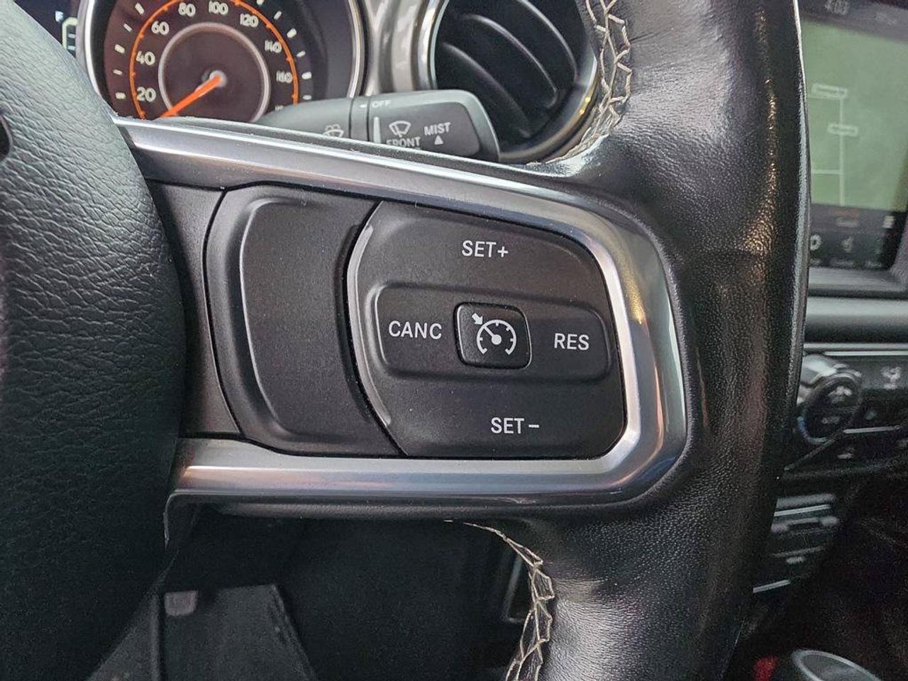 2020 Jeep Gladiator Overland | New Front Brakes | Low KMS | Clean CarFax Report | Great Shape | Navigation | Alpine Aud. Photo