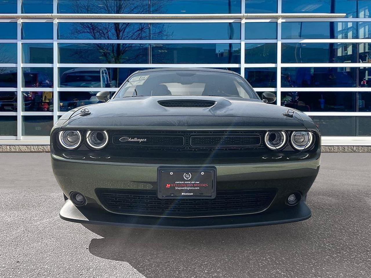 2022 Dodge Challenger R/T T/A | Six Speed Manual | HEMI V8 | Low Kilometers | One Owner | Clean CarFax | Brembo Brakes Photo