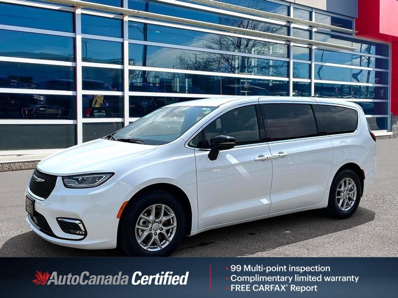 2025 Chrysler Pacifica Select | Fully Certified | Great Value | Low KMS | Ontario Vehicle | Great Shape | CarPlay | Android Photo