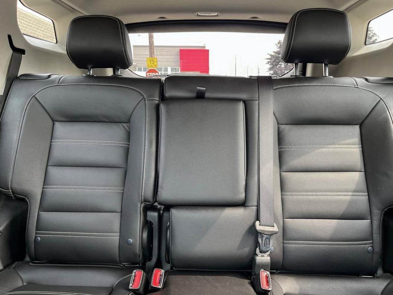 2024 GMC Terrain Denali AWD | Leather | Accident Free | Navigation | Ventilated Seats | Blind-Spot | Adaptive Cruise Photo