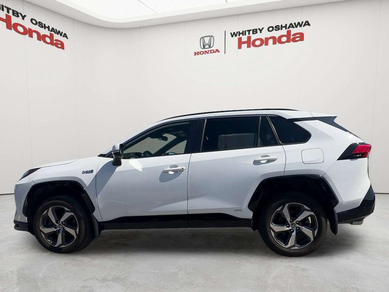 2023 Toyota RAV4 Prime SE Photo