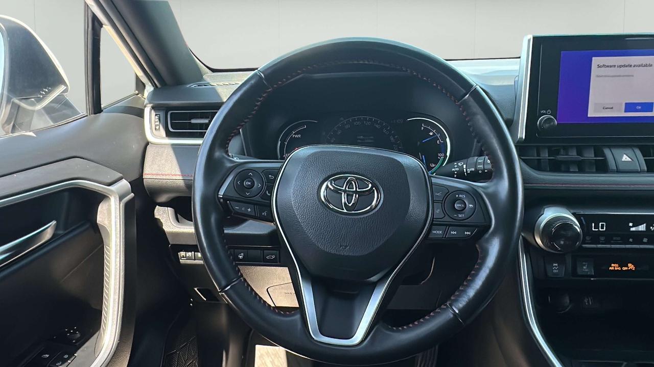 2023 Toyota RAV4 Prime SE Photo