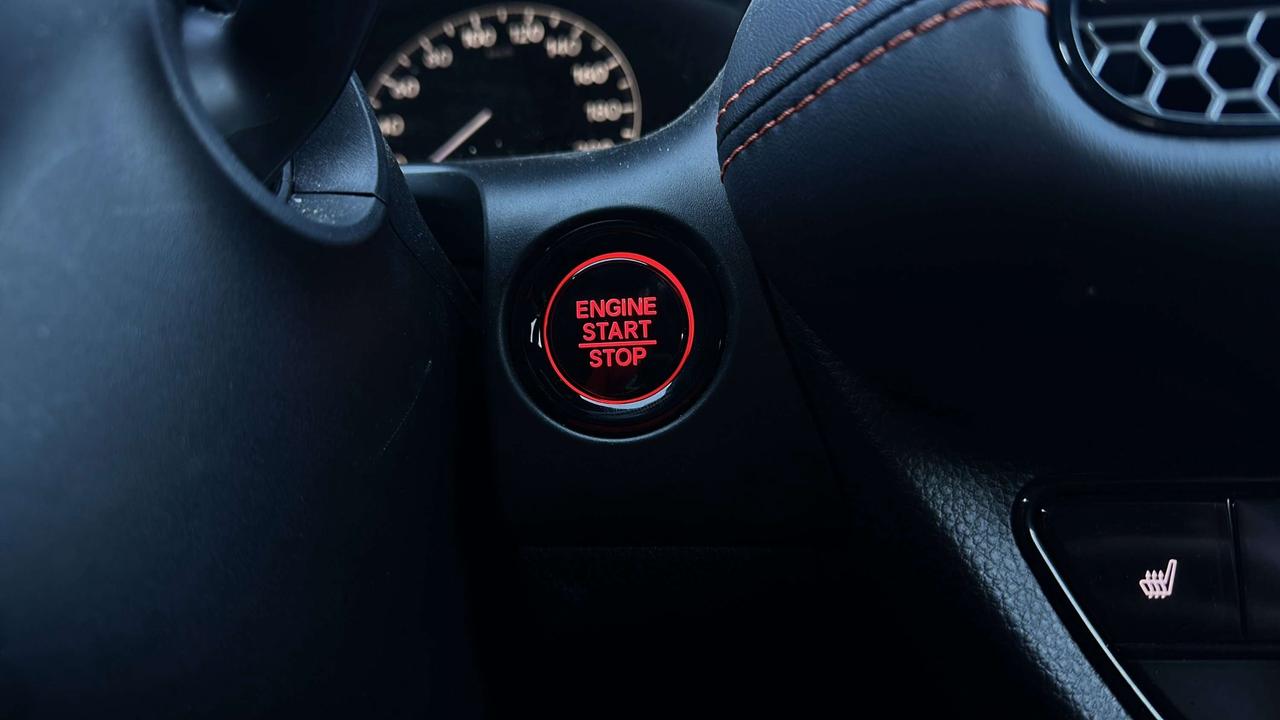 2025 Honda HR-V Sport Photo