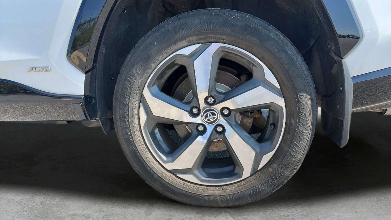 2021 Toyota RAV4 Prime SE Photo