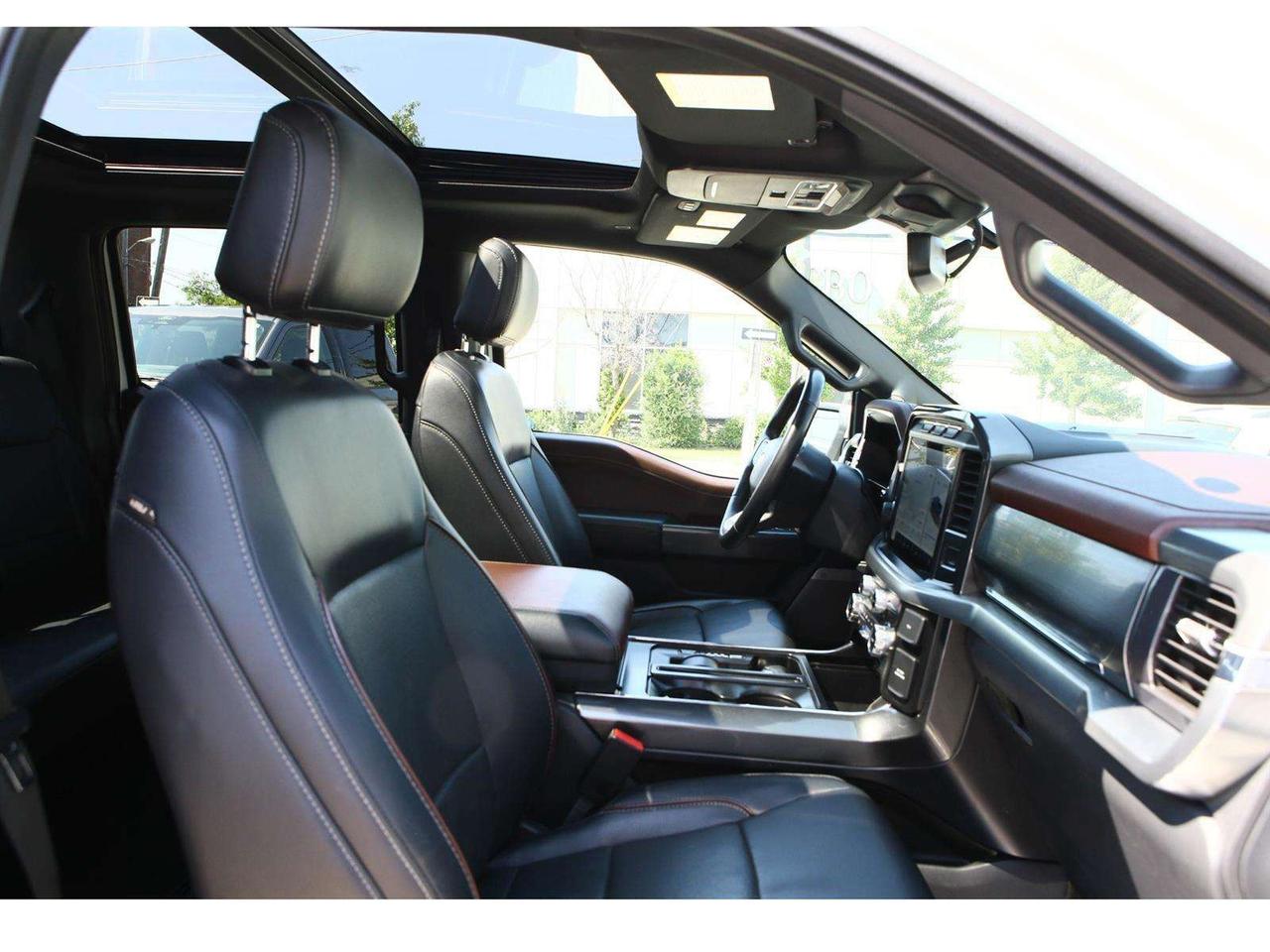 2023 Ford F-150 Lariat SuperCrew 6.5-ft. 4WD Photo