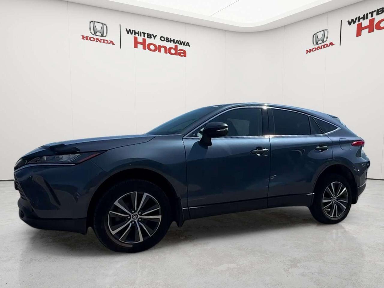 2023 Toyota Venza LE Photo5