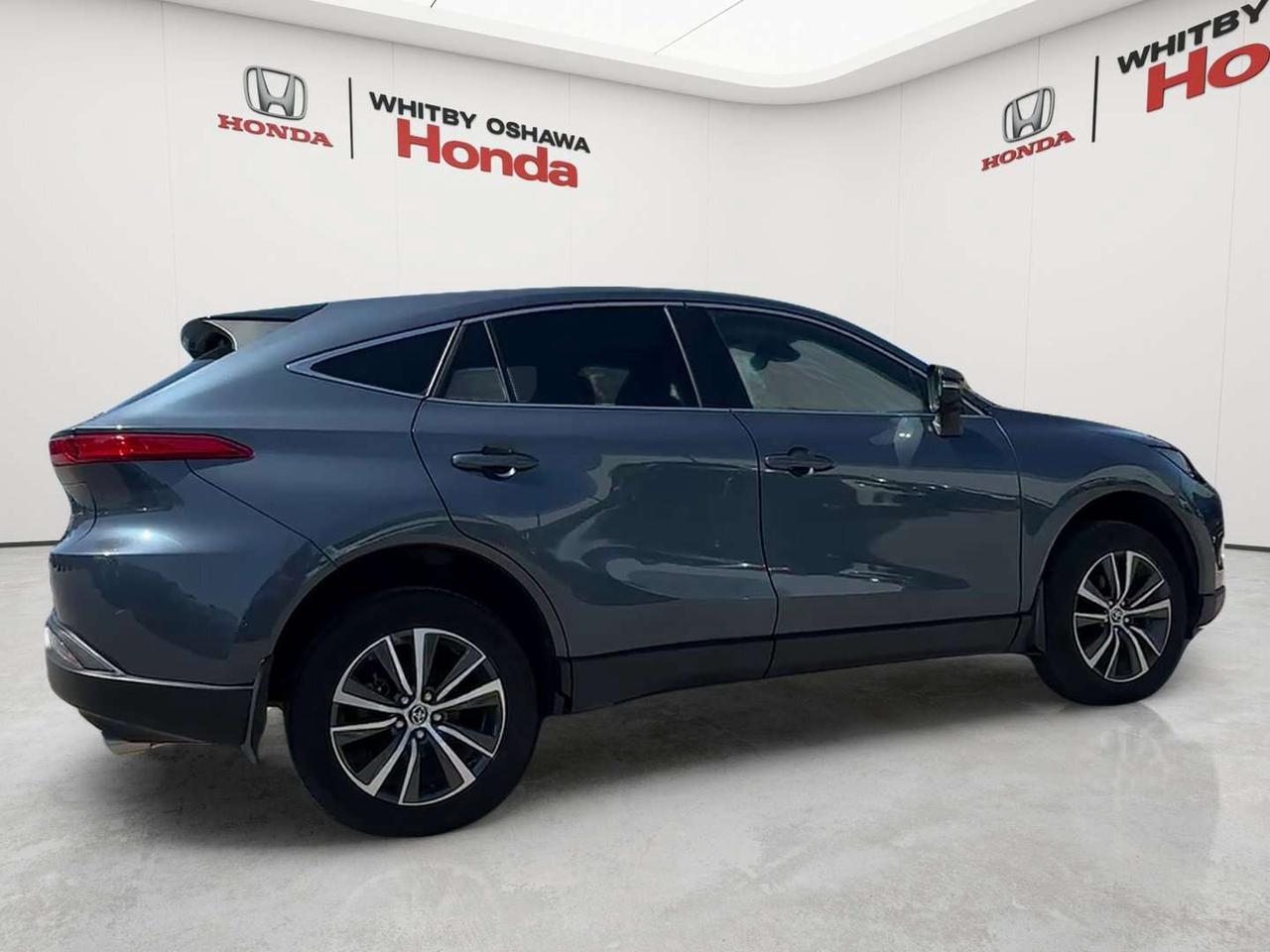 2023 Toyota Venza LE Photo