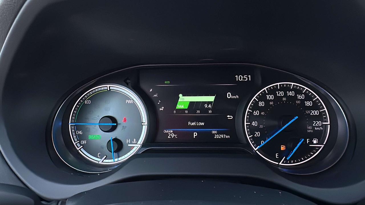 2023 Toyota Venza LE Photo