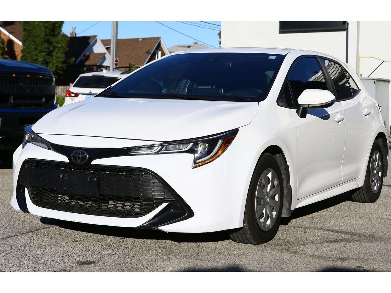 2022 Toyota Corolla SE Hatchback CVT Photo
