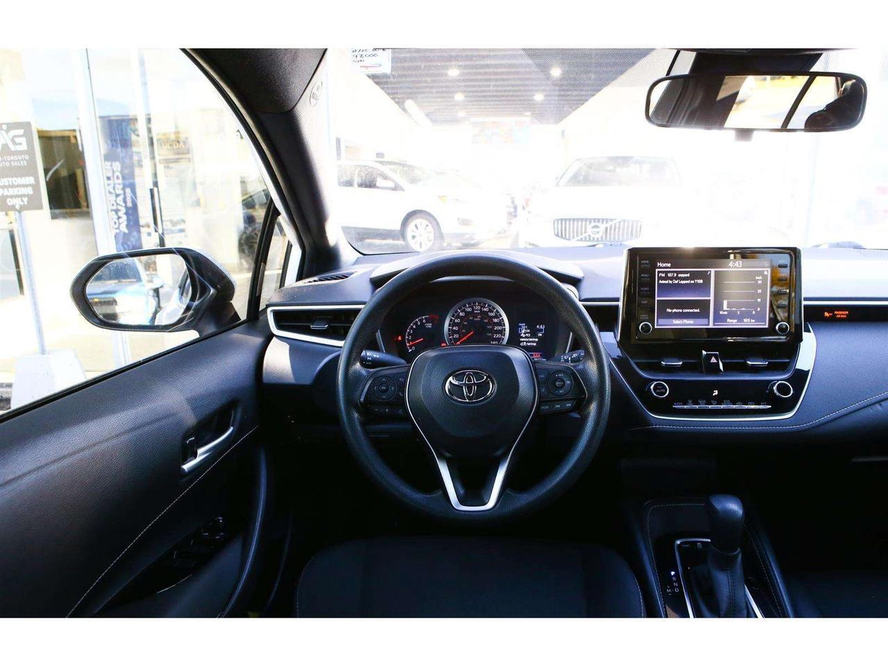 2022 Toyota Corolla SE Hatchback CVT Photo