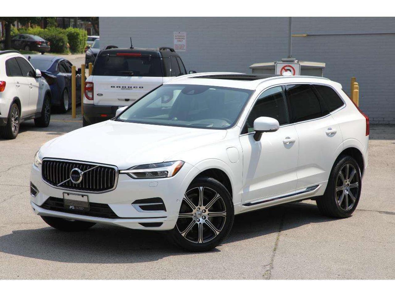 2020 Volvo XC60 T8 Inscription AWD | Turbocharged| 455 HP! Photo1