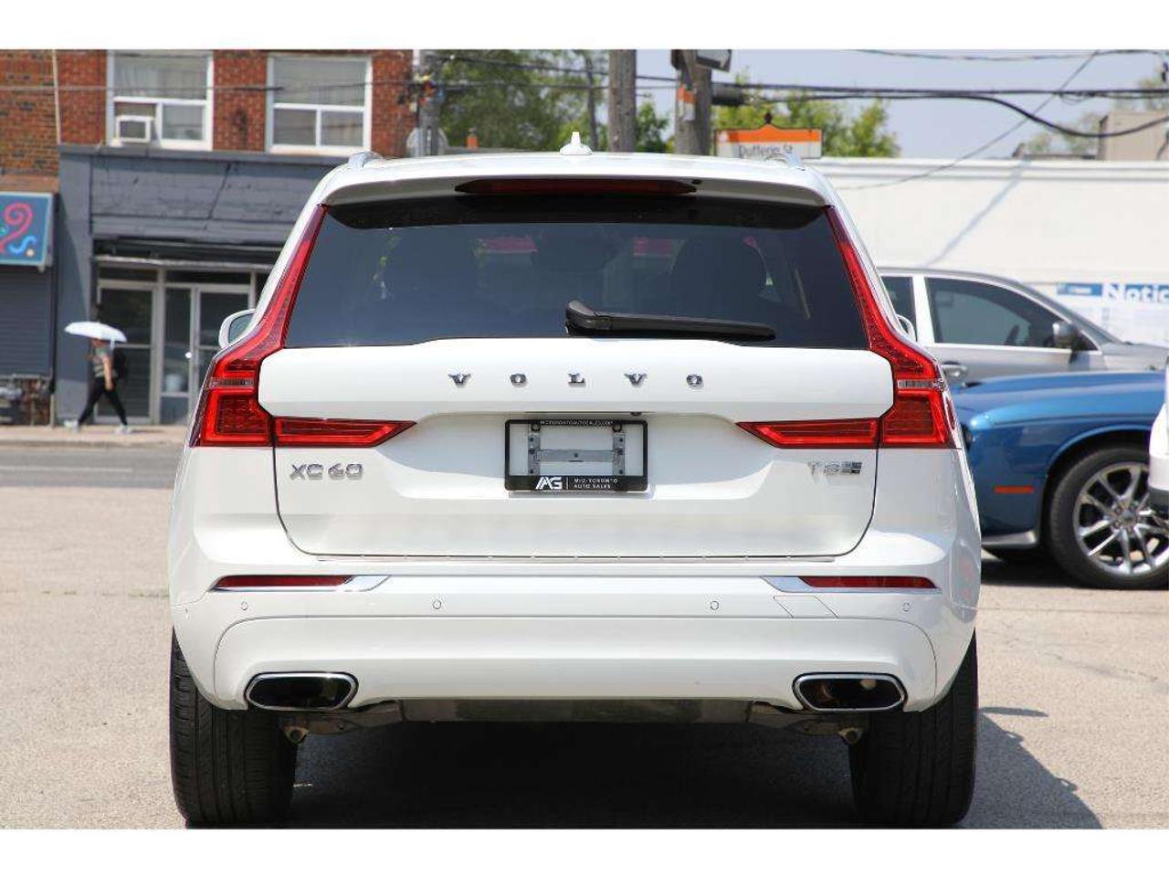 2020 Volvo XC60 T8 Inscription AWD | Turbocharged| 455 HP! Photo