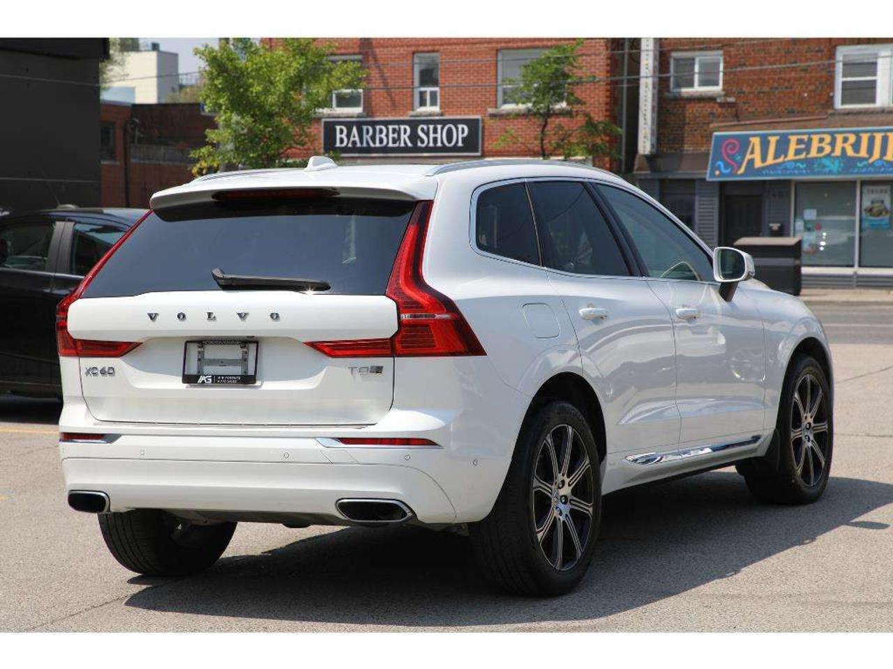 2020 Volvo XC60 T8 Inscription AWD | Turbocharged| 455 HP! Photo