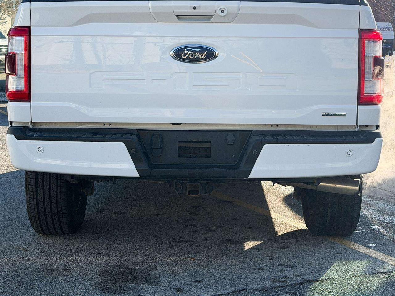 2023 Ford F-150 Lariat SuperCrew 4X4 Panoramic Roof | 20 inch Whls |12 inch Screen Lariat Sport Pkg | Full Leather Seats Photo