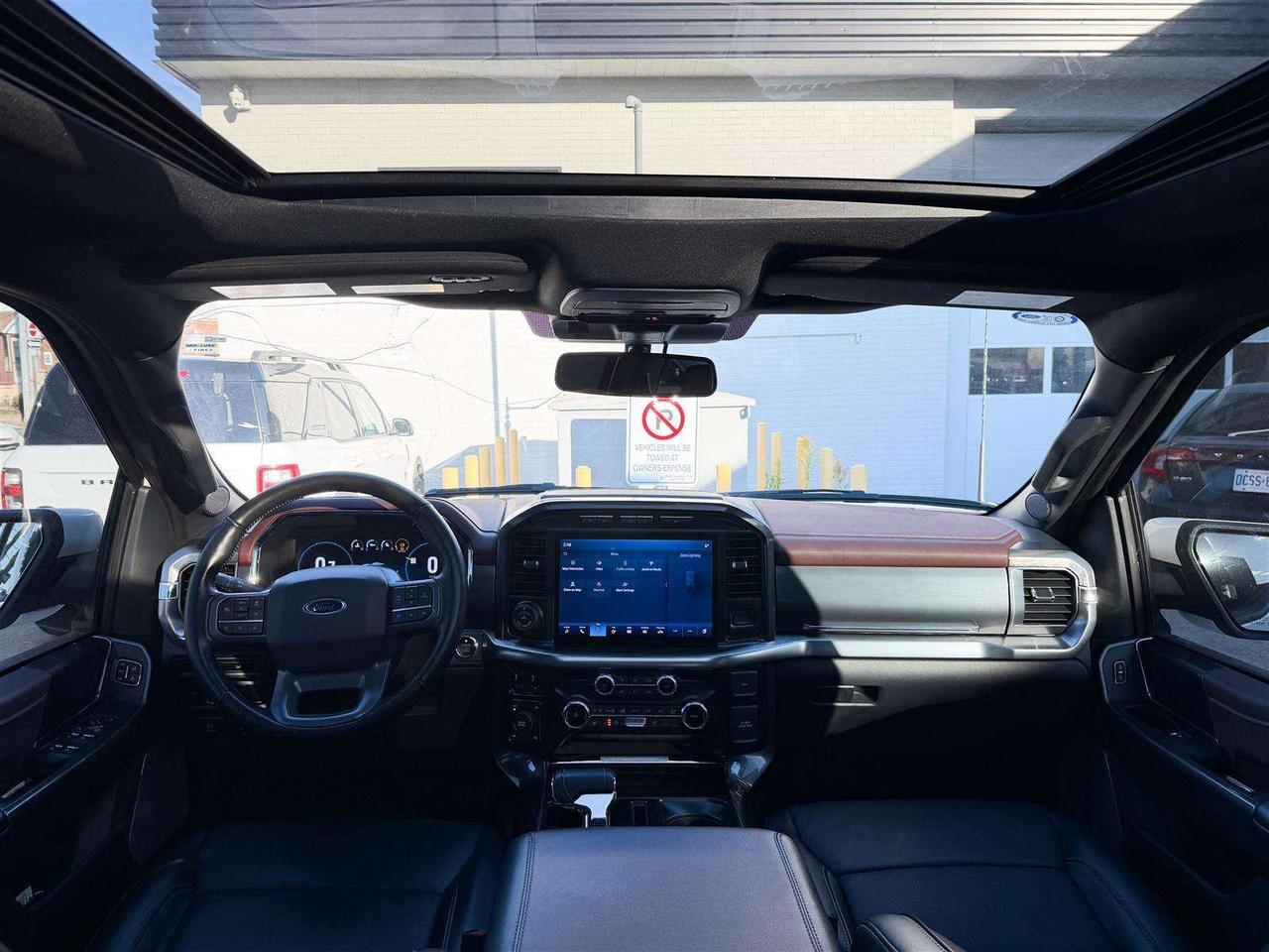 2023 Ford F-150 Lariat SuperCrew 4X4 Panoramic Roof | 20 inch Whls |12 inch Screen Lariat Sport Pkg | Full Leather Seats Photo