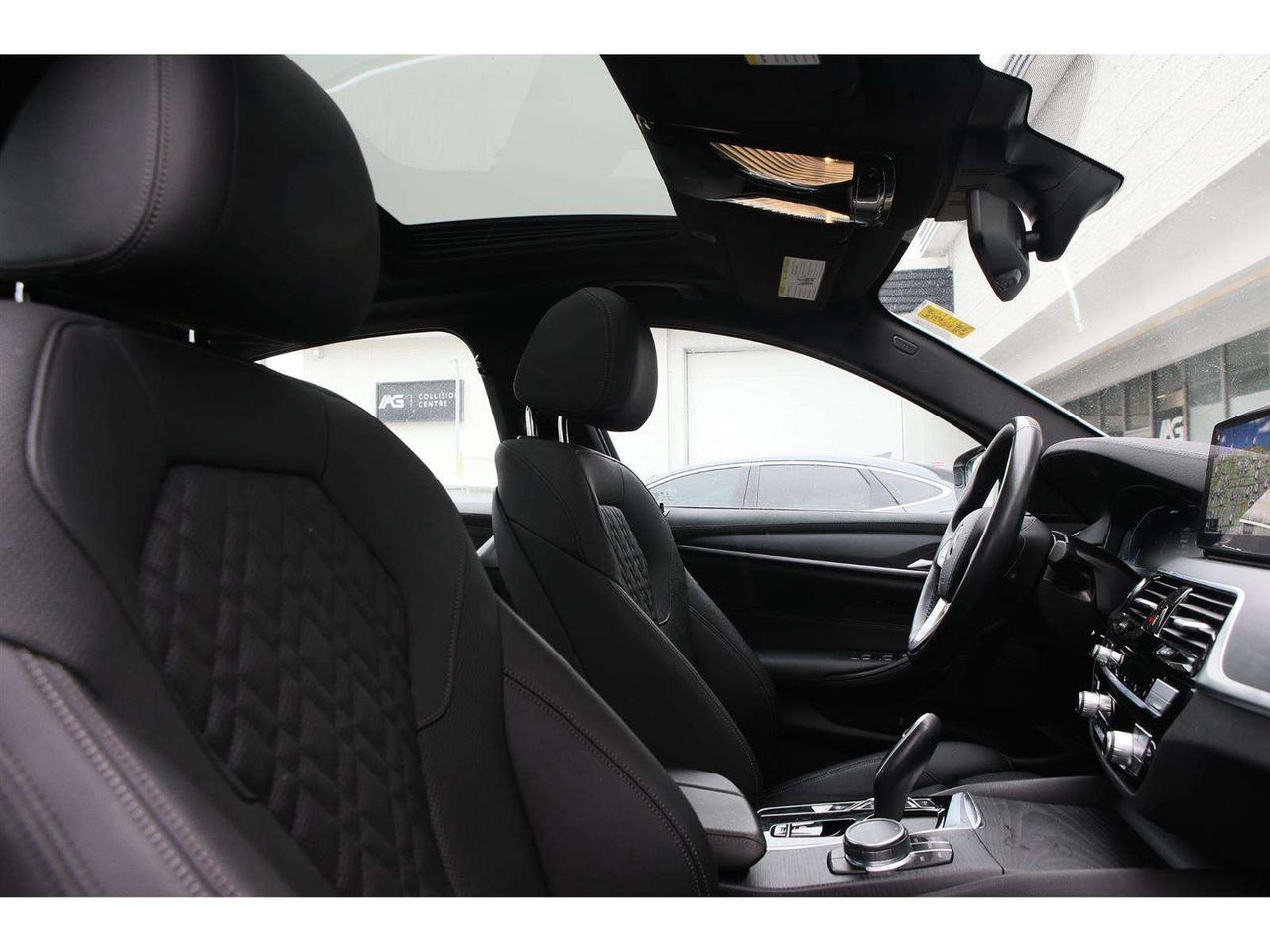 2023 BMW 530xi 530xe Plug-In-Hybrid Photo