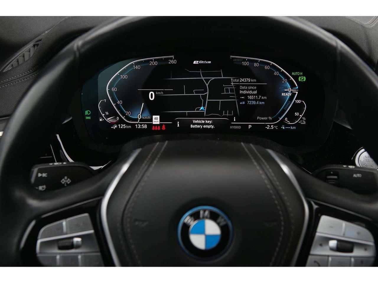 2023 BMW 530xi 530xe Plug-In-Hybrid Photo
