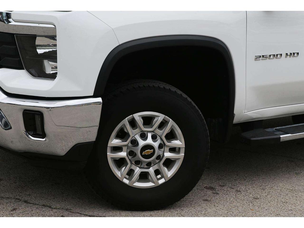 2025 Chevrolet Silverado 2500 HD LT Crew Cab 4X4 | Long Box 6.8 FT | 6.6 V8 | ALLISON 10 SPD- Automatic Photo