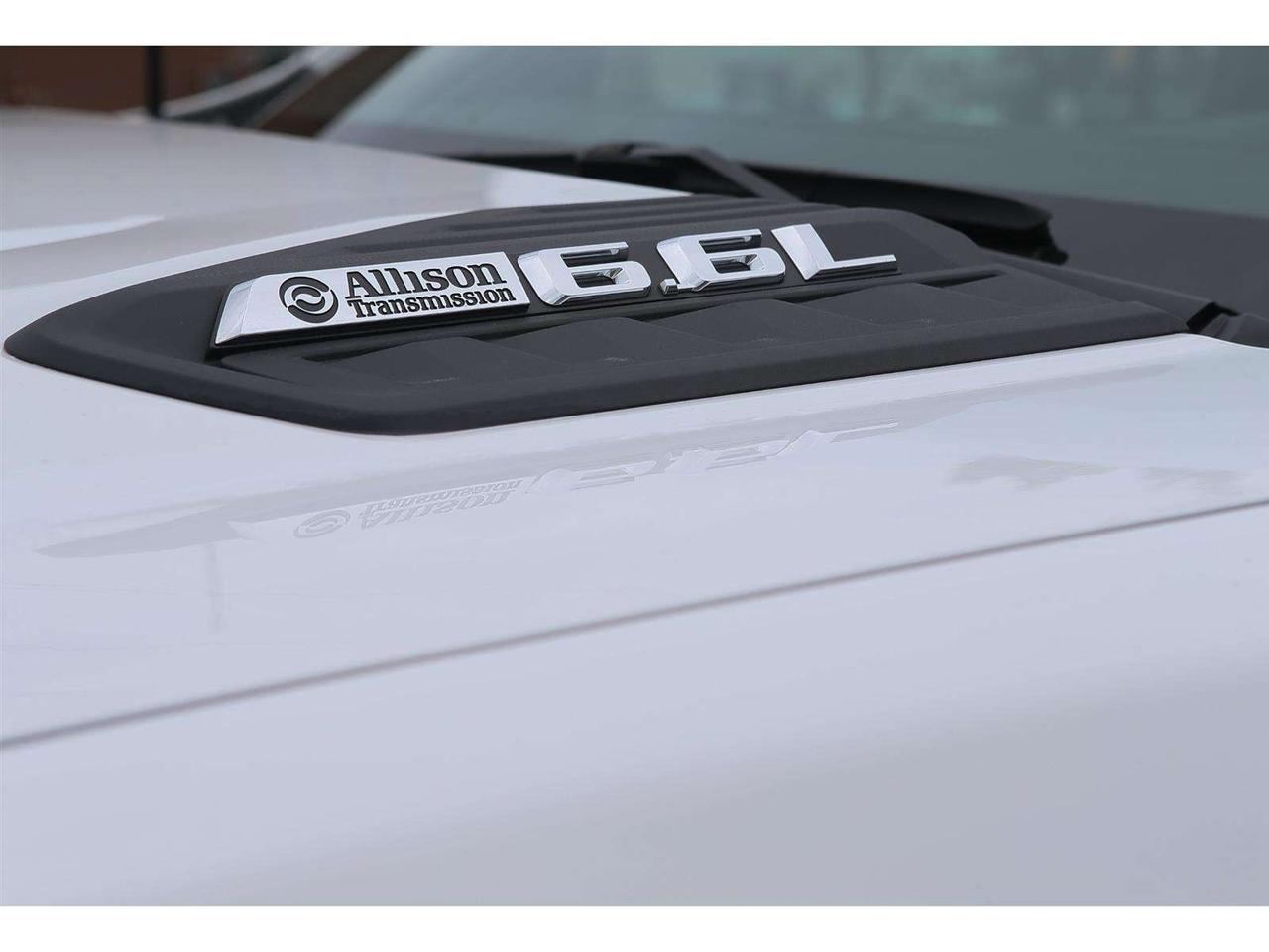 2025 Chevrolet Silverado 2500 HD LT Crew Cab 4X4 | Long Box 6.8 FT | 6.6 V8 | ALLISON 10 SPD- Automatic Photo
