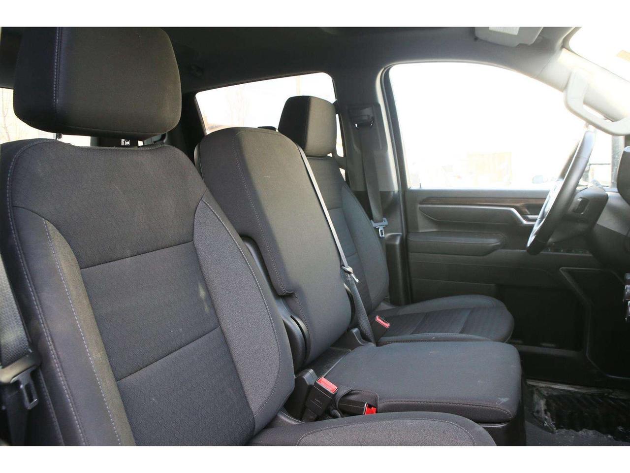 2025 Chevrolet Silverado 2500 HD LT Crew Cab 4X4 | Long Box 6.8 FT | 6.6 V8 | ALLISON 10 SPD- Automatic Photo