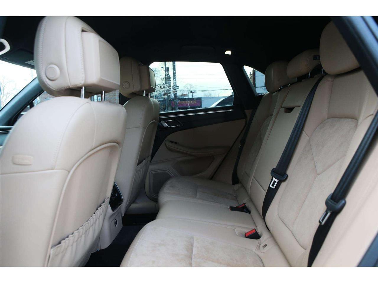 2020 Porsche Macan S   Porsche Leather Seats Chrono Sport   PDK Trans Photo