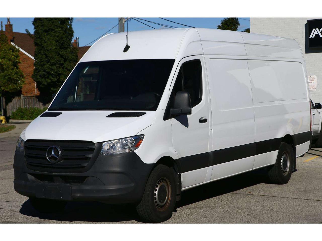 2025 Mercedes-Benz Sprinter 2500 170-in. WB High Roof Photo
