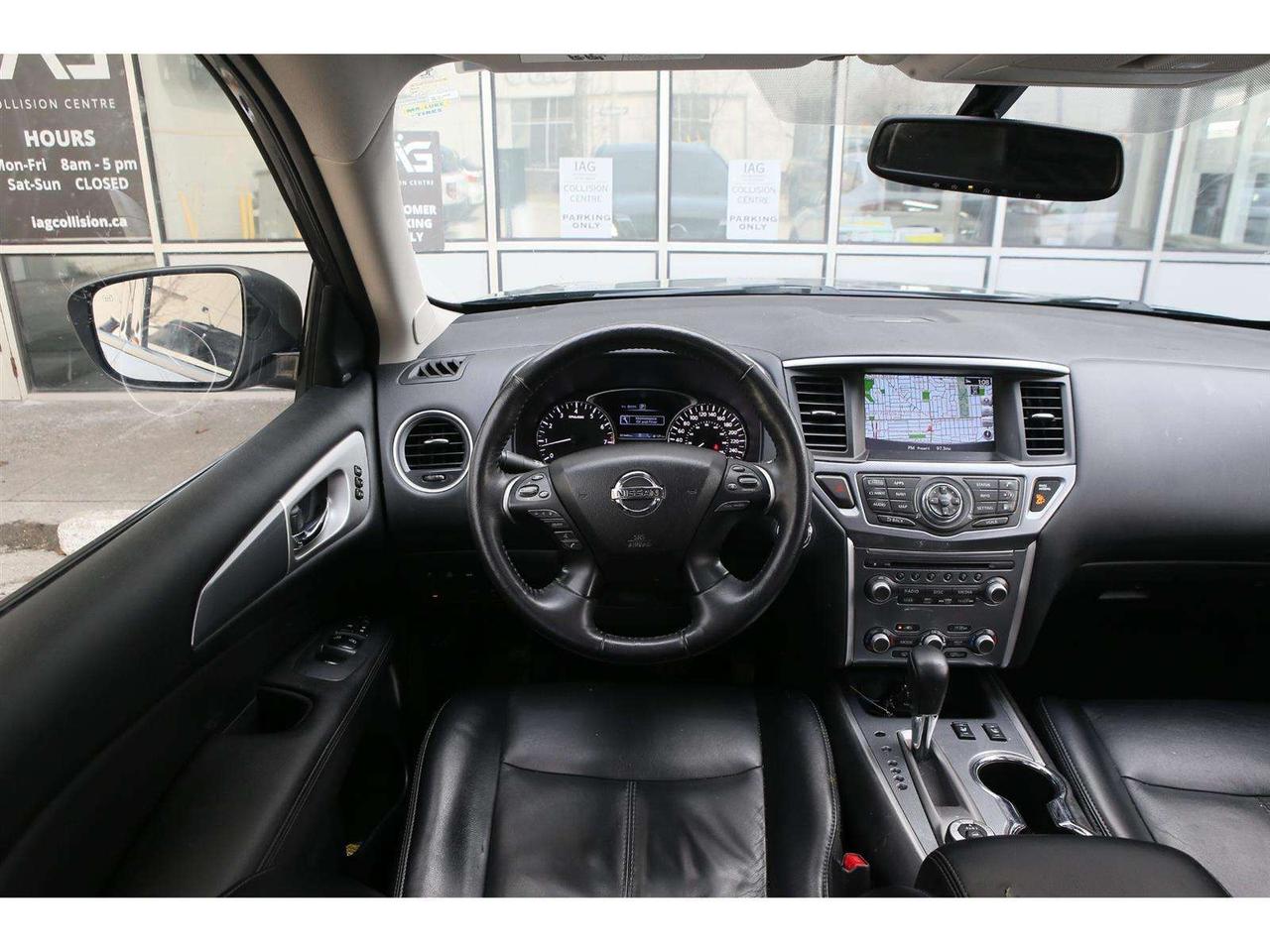 2020 Nissan Pathfinder SL 4WD Photo