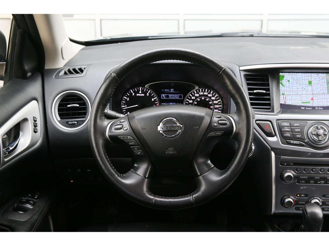 2020 Nissan Pathfinder SL 4WD Photo