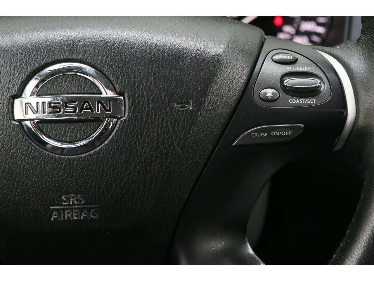 2020 Nissan Pathfinder SL 4WD Photo