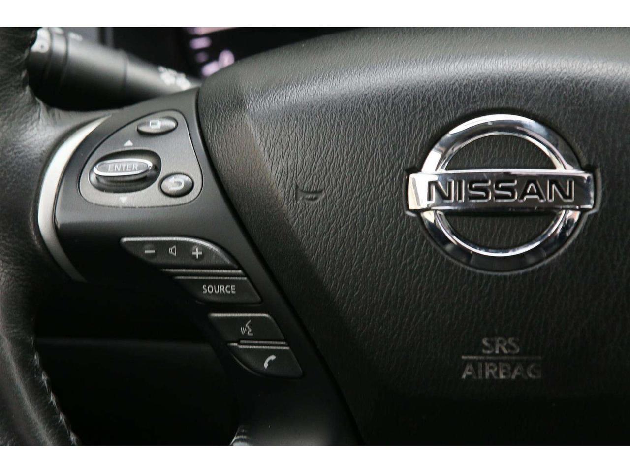 2020 Nissan Pathfinder SL 4WD Photo