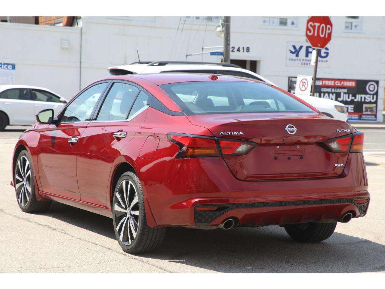2022 Nissan Altima 2.5 Platinum AWD Photo