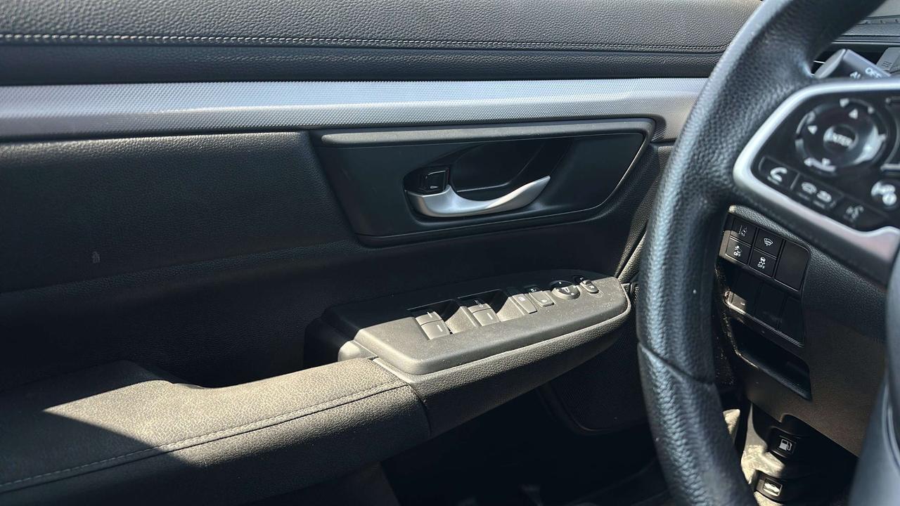 2021 Honda CR-V LX Photo