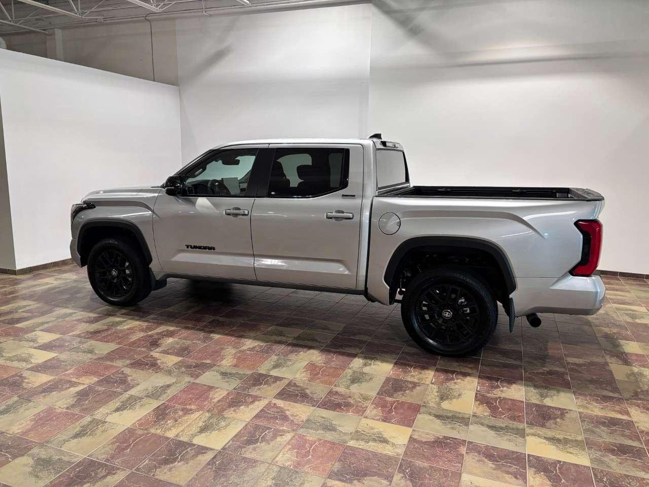 2026 Toyota Tundra 4X4 CrewMax Limited Photo