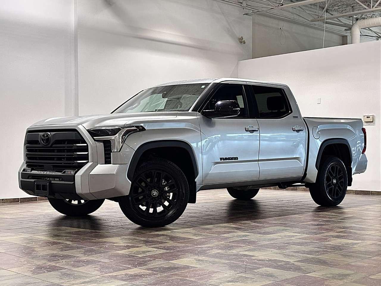 2026 Toyota Tundra 4X4 CrewMax Limited Photo5