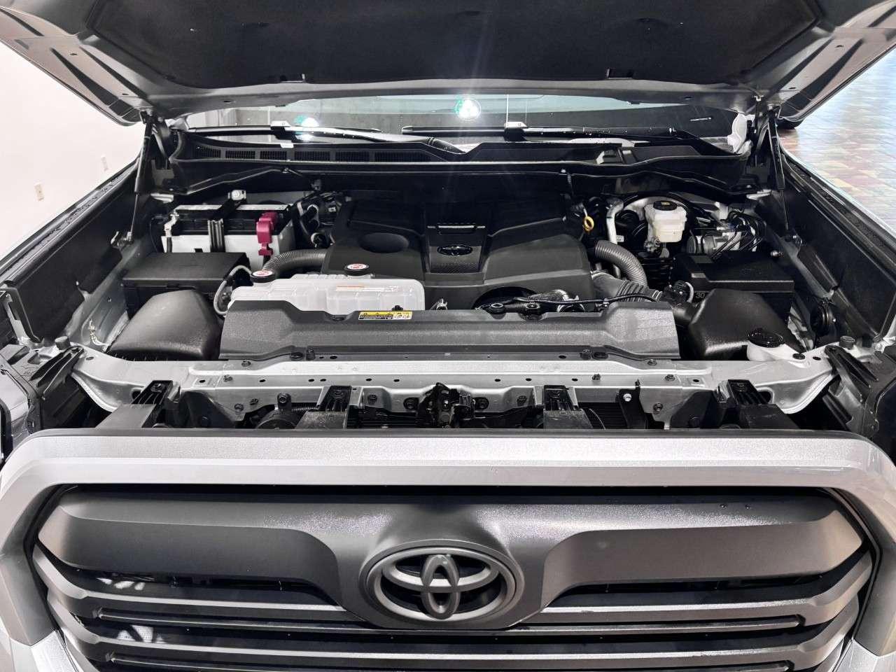 2026 Toyota Tundra 4X4 CrewMax Limited Photo