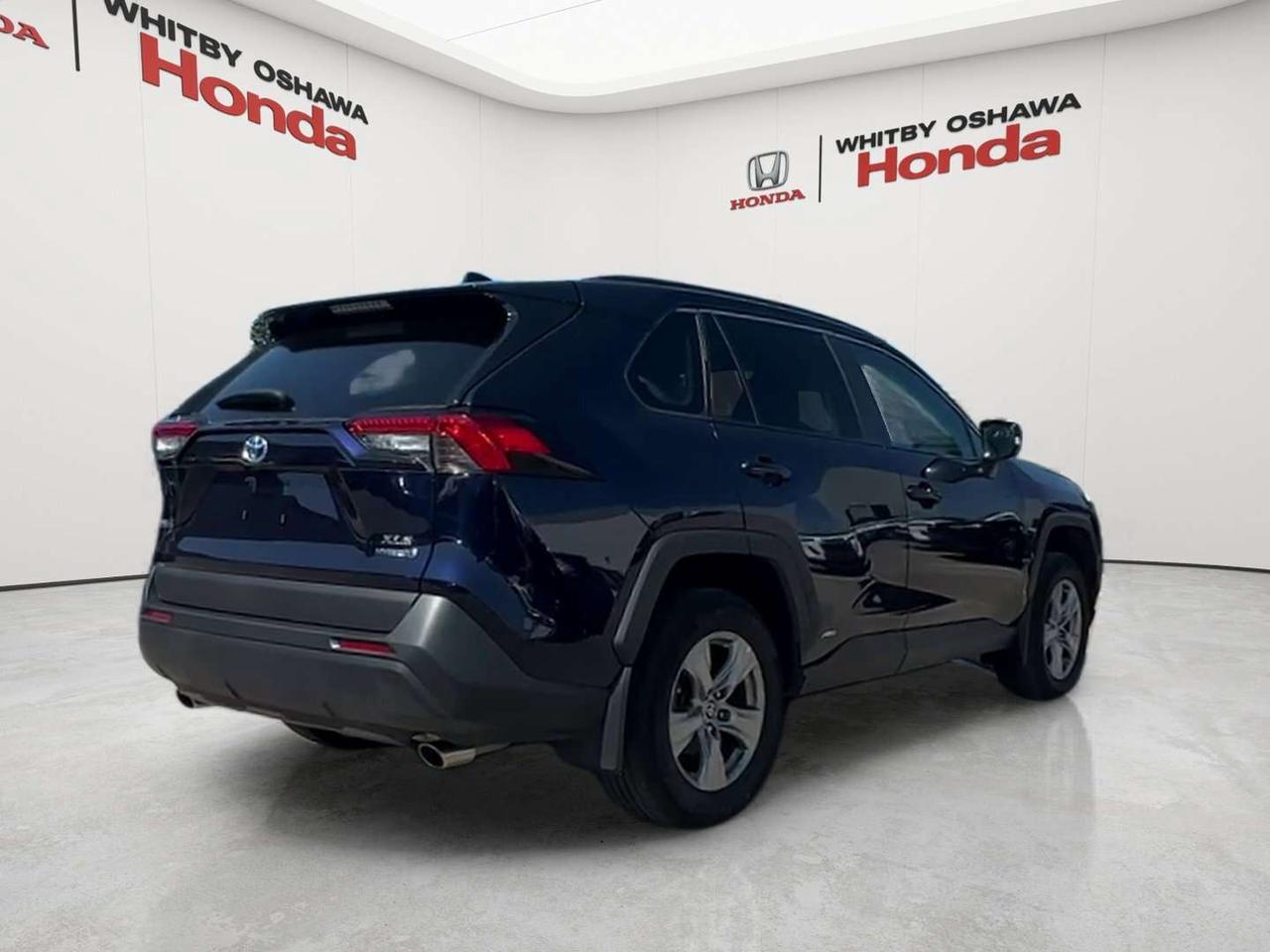 2023 Toyota RAV4 XLE Photo