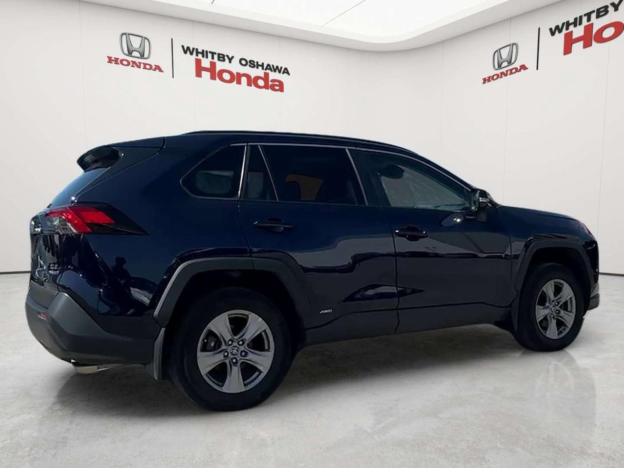2023 Toyota RAV4 XLE Photo