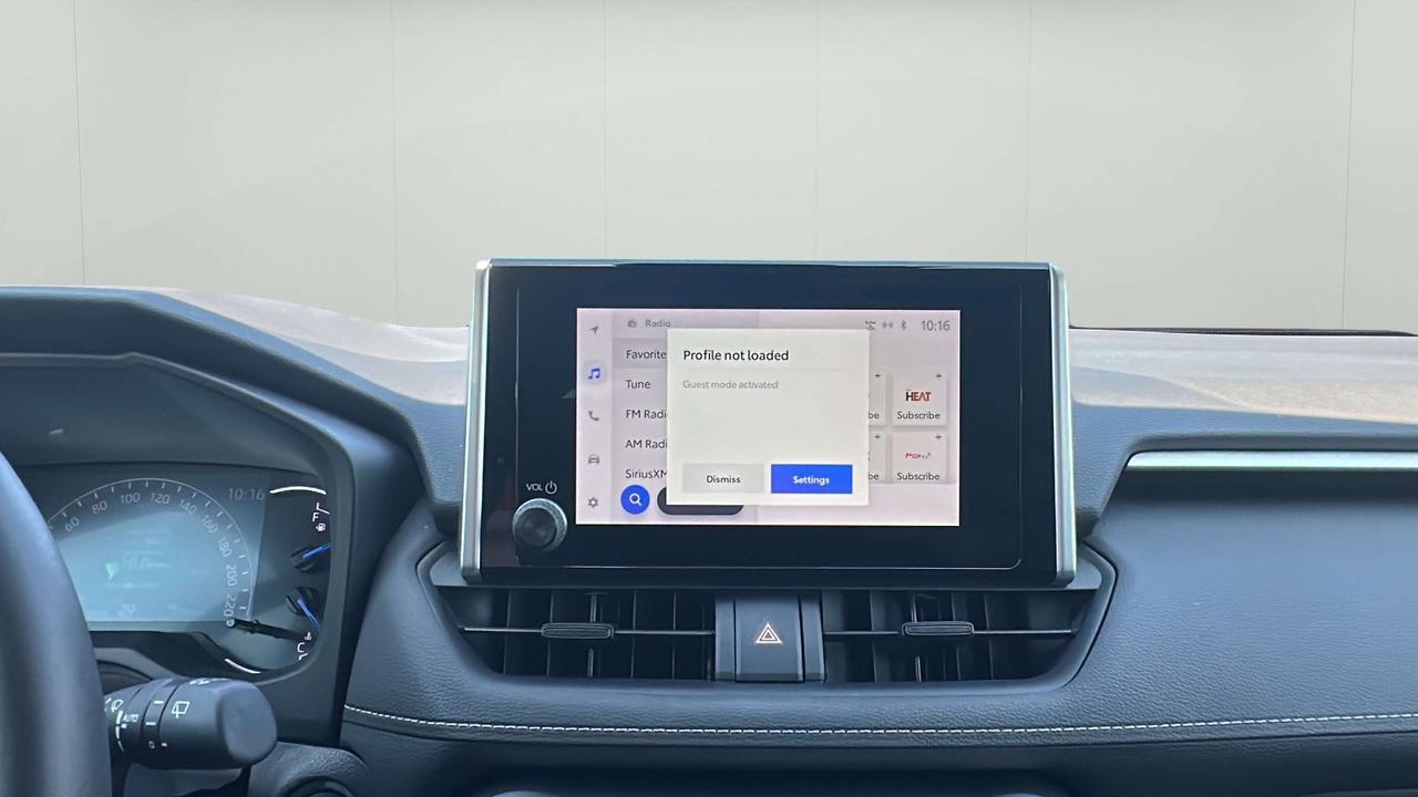 2023 Toyota RAV4 XLE Photo