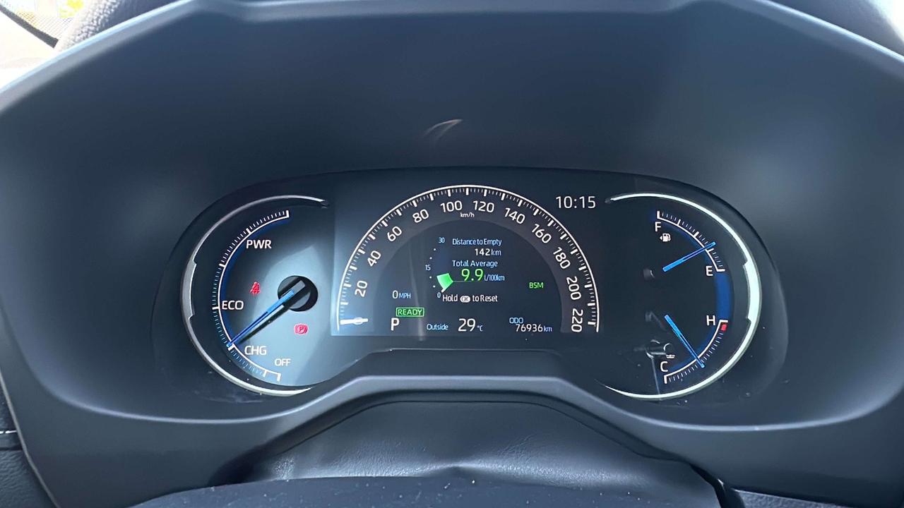 2023 Toyota RAV4 XLE Photo