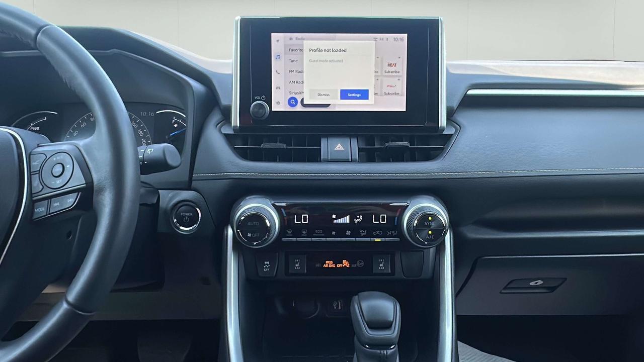 2023 Toyota RAV4 XLE Photo