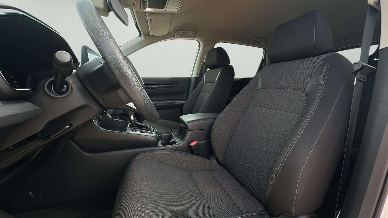 2025 Honda CR-V LX Photo