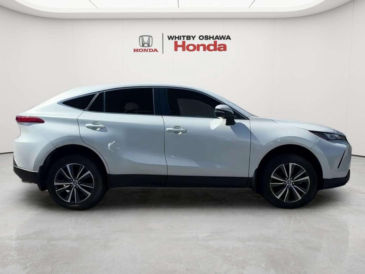 2023 Toyota Venza  Photo