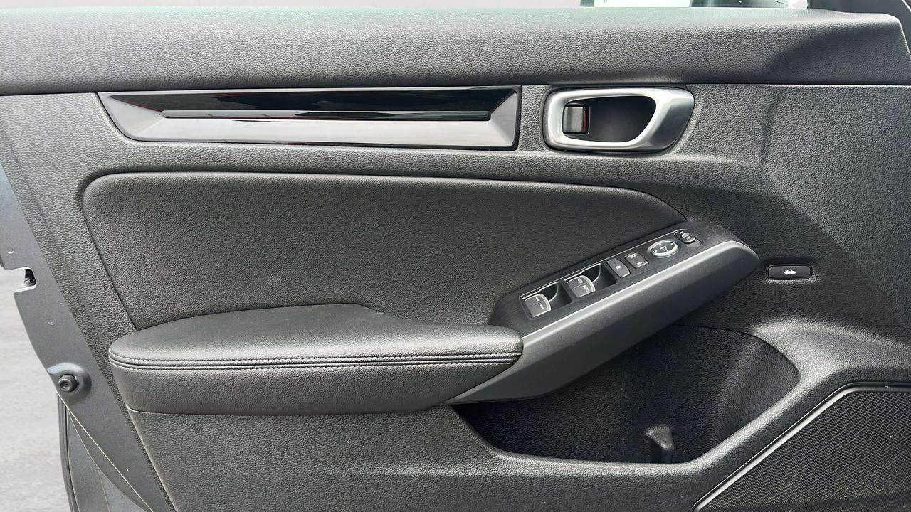 2024 Honda Civic Touring Photo