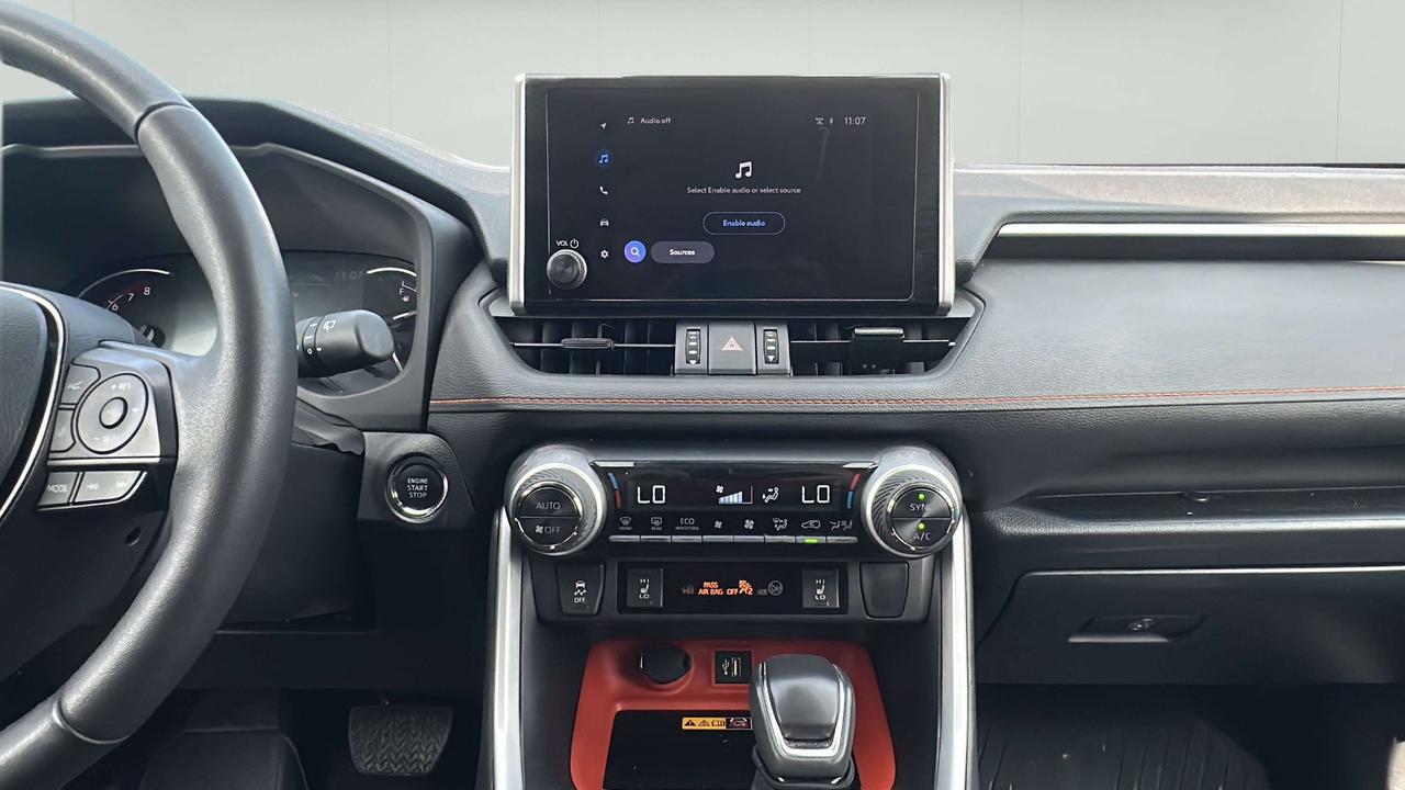 2025 Toyota RAV4 TRAIL Photo