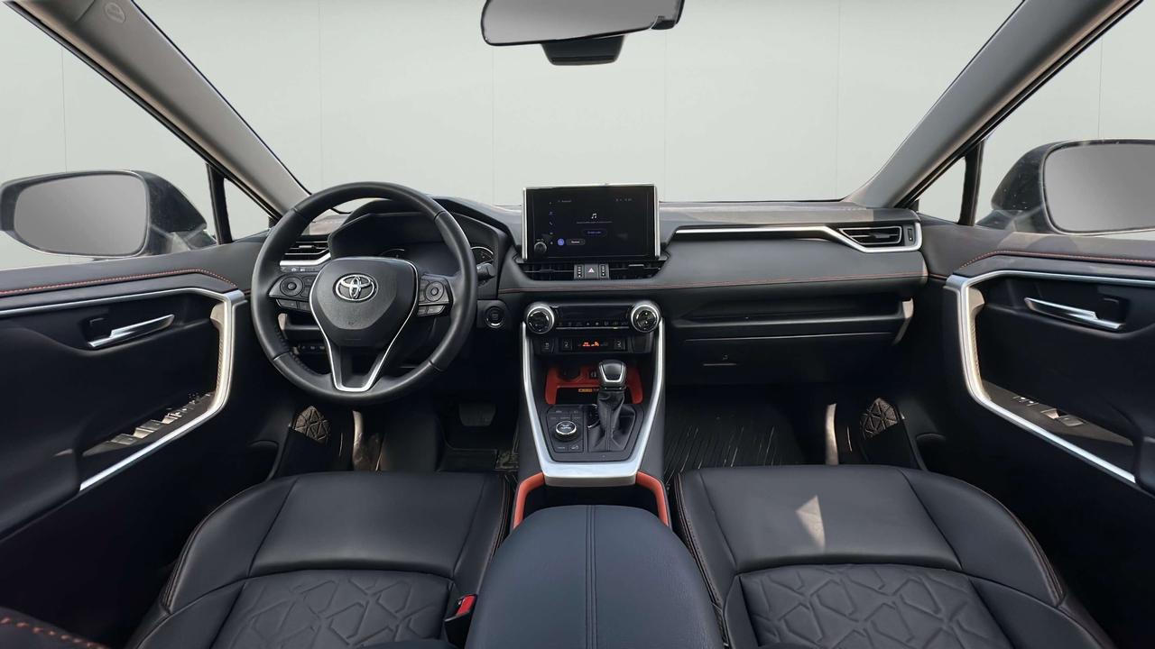 2025 Toyota RAV4 TRAIL Photo