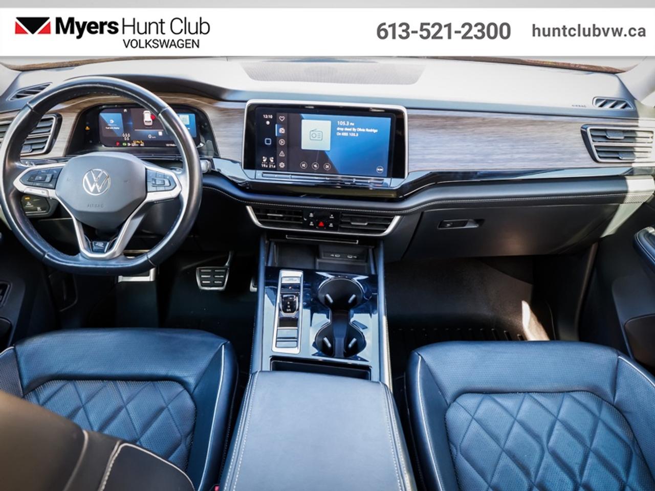 2024 Volkswagen Atlas Execline 2.0 TSI Photo