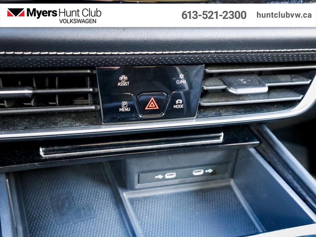 2024 Volkswagen Atlas Execline 2.0 TSI Photo