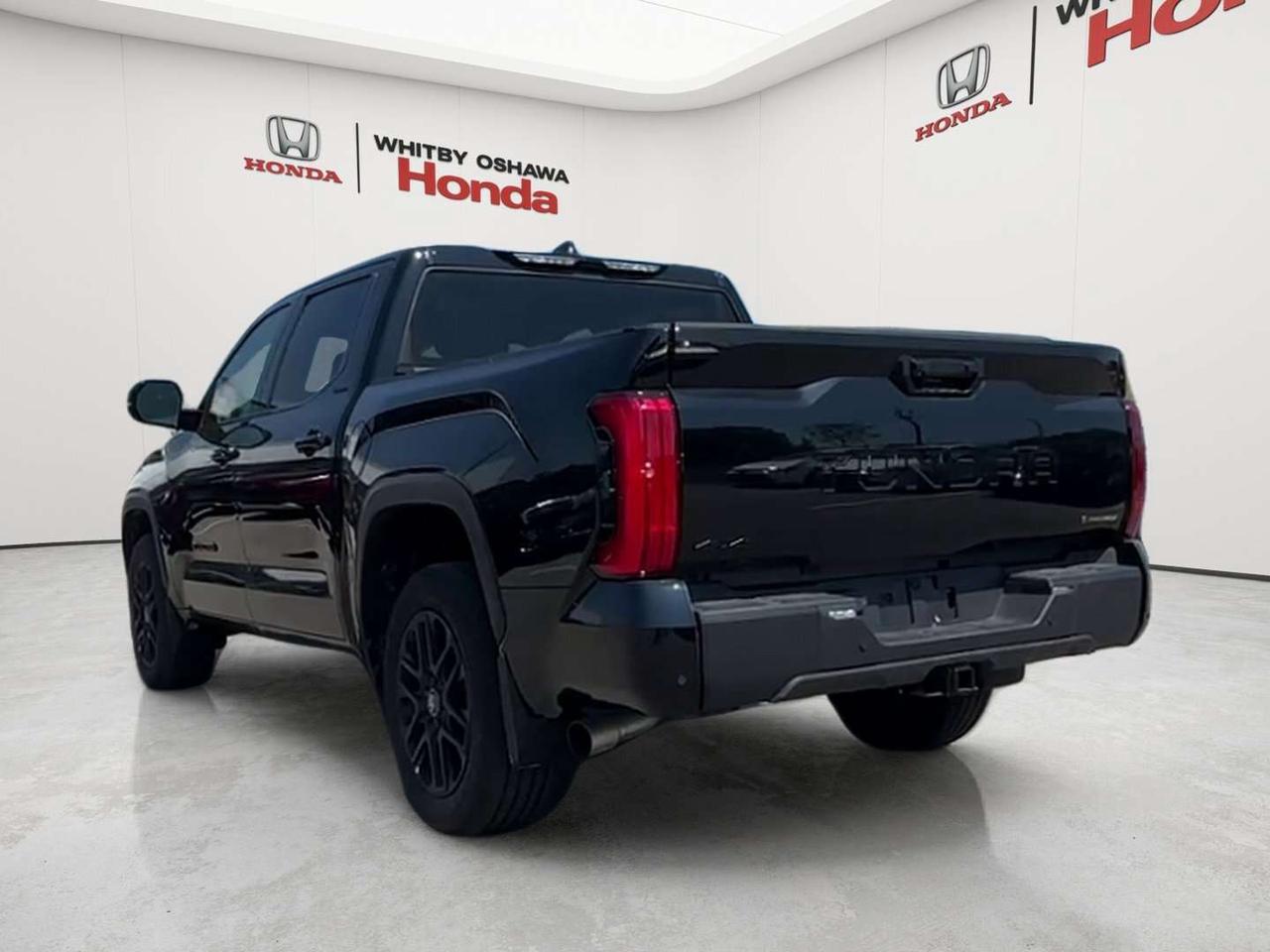 2026 Toyota Tundra Limited  Photo4