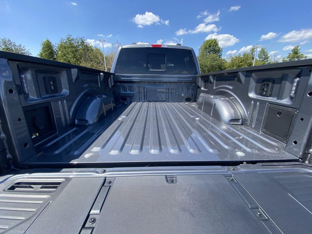 2026 Ford F-150 XLT Photo